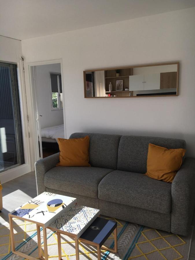 Beautiful Apartment With Gardenlk Cabourg Esterno foto